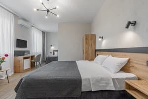 Отель Seven Hills Hotel. Люкс трехместный  2